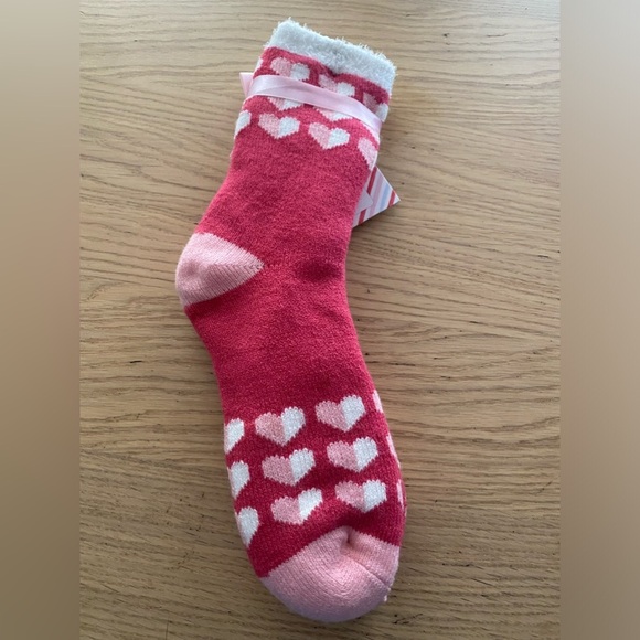 🆕 Spa Bella Cozy Knit Socks Valentine’s Hearts Print🆕 - Picture 4 of 8